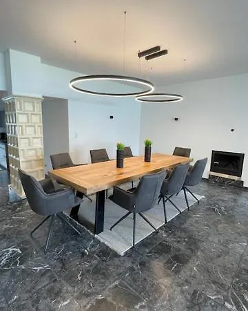 58 Apartment *
